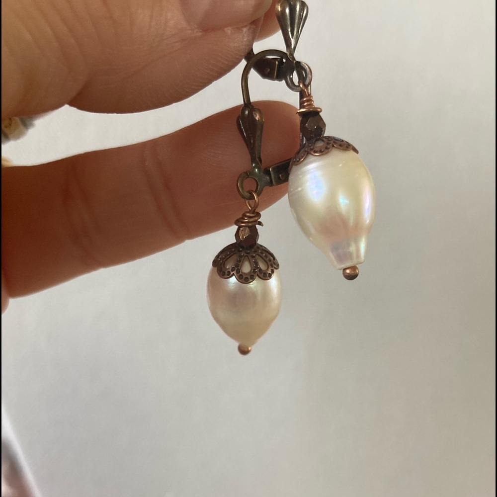 NWT Freshwater Pearl Drop Earrings with Copper Leverback Hooks